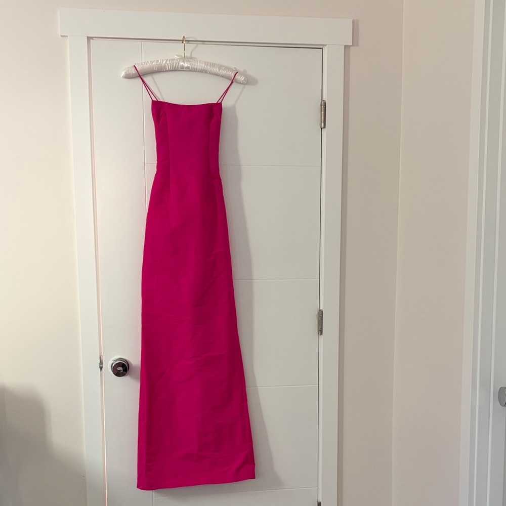 NWT LaQuan Smith Gown (size XS) - Picture 4 of 6